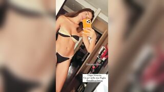 Fabrizia Santarelli di instagram davvero sexy in costume