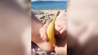 Una vacanza per fare sesso con la frutta